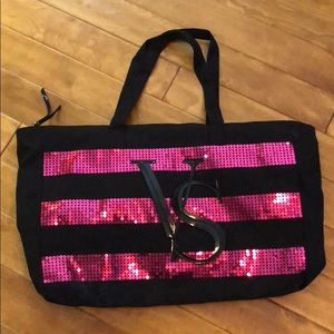 NWOT Victoria secret travel bag